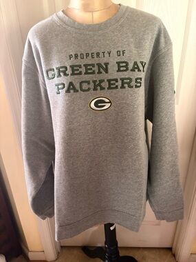 NFL Gray Crewneck with Green Bay Packers Logo